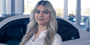 Bettina Kucam - Serviceassistentin