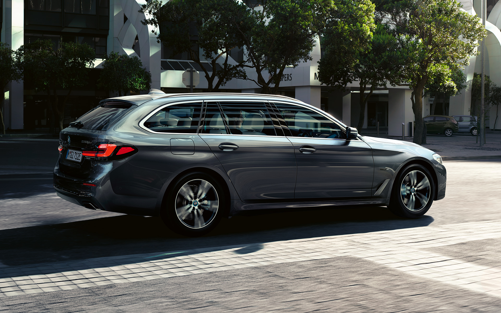Sportliche und elegante Form. Sportliche und elegante Form.
