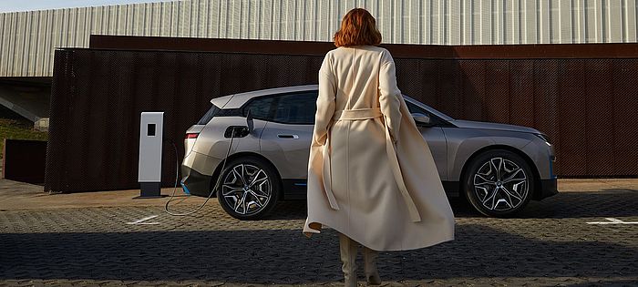 LADEN AM ARBEITSPLATZ - BMWi LADEN AM ARBEITSPLATZ - BMWi