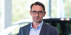 Ernst Manghofer Teilevertriebsleitung Ernst Manghofer Teilevertriebsleitung