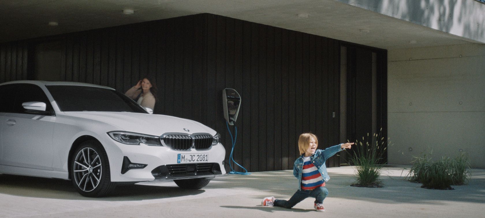 BMW Plug- In- Hybride- Laden Zuhause