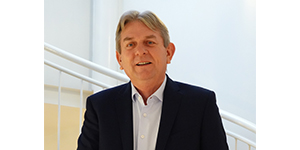Herr Wolfgang Kulhanek -Verkaufsleiter- Standort Friedrich.jpg Herr Wolfgang Kulhanek -Verkaufsleiter- Standort Friedrich.jpg