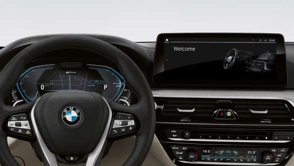 BMW Live Cockpit Professional. BMW Live Cockpit Professional.