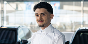 Jeton Kafexholli Lagerist in Ausbildung Jeton Kafexholli Lagerist in Ausbildung