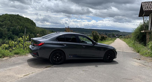 BMW 318i Limousine- Kachel slider