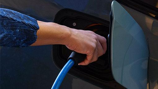 Effizientes Fahren, Elektroauto laden Effizientes Fahren, Elektroauto laden