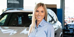 Laura Schäfer- Verkaufsassistentin Neuwagen- Standort Tauberfranken Laura Schäfer- Verkaufsassistentin Neuwagen- Standort Tauberfranken