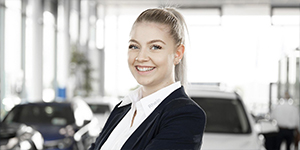 Leonie Gerhart  Automobilkauffrau in Ausbildung