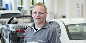 Martin Pfaffenberger - Leiter Teile und Zubehör -Standort Bayreuth Martin Pfaffenberger - Leiter Teile und Zubehör -Standort Bayreuth