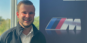 Maximilian_Pfiffer-Automobilkaufmann.jpg Maximilian_Pfiffer-Automobilkaufmann.jpg