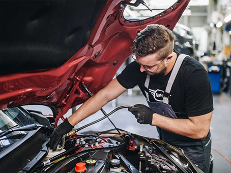 MINI Service Bremsflüssigkeit MINI Service Bremsflüssigkeit