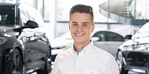 Noel Wider - Auszubildender Automobilkaufmann -Standort Heermann Heilbronn Noel Wider - Auszubildender Automobilkaufmann -Standort Heermann Heilbronn