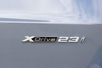 BMW xDrive. BMW xDrive.