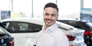 Raphael Strebal - Serviceberater für Karosserie - Standort Würzburg Raphael Strebal - Serviceberater für Karosserie - Standort Würzburg