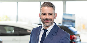 Volker Schmidt - Verkaufsleiter Neue Automobile - Standort Rhein Würzburg Volker Schmidt - Verkaufsleiter Neue Automobile - Standort Rhein Würzburg