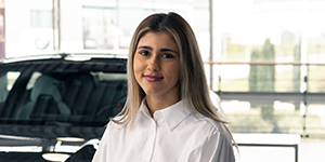 Yasmin Bektas Automobilkauffrau in Ausbildung Yasmin Bektas Automobilkauffrau in Ausbildung